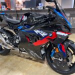 Uji Performa BMW M 1000 RR 2024 di Lintasan