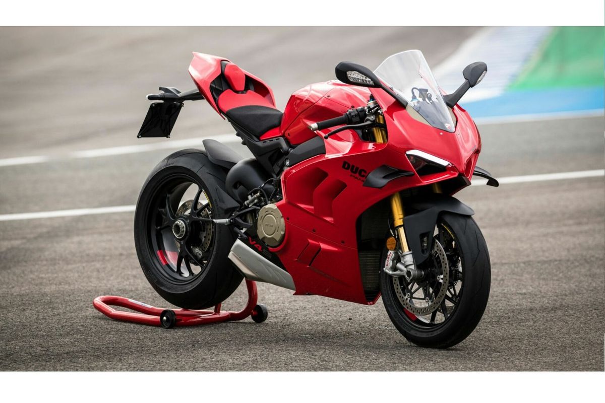 Ulasan mendalam tenanga dari Ducati Panigale V4